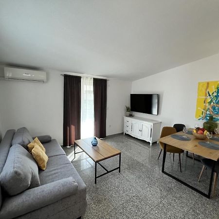 Apartment Lorun 47 Tar-Vabriga Ngoại thất bức ảnh